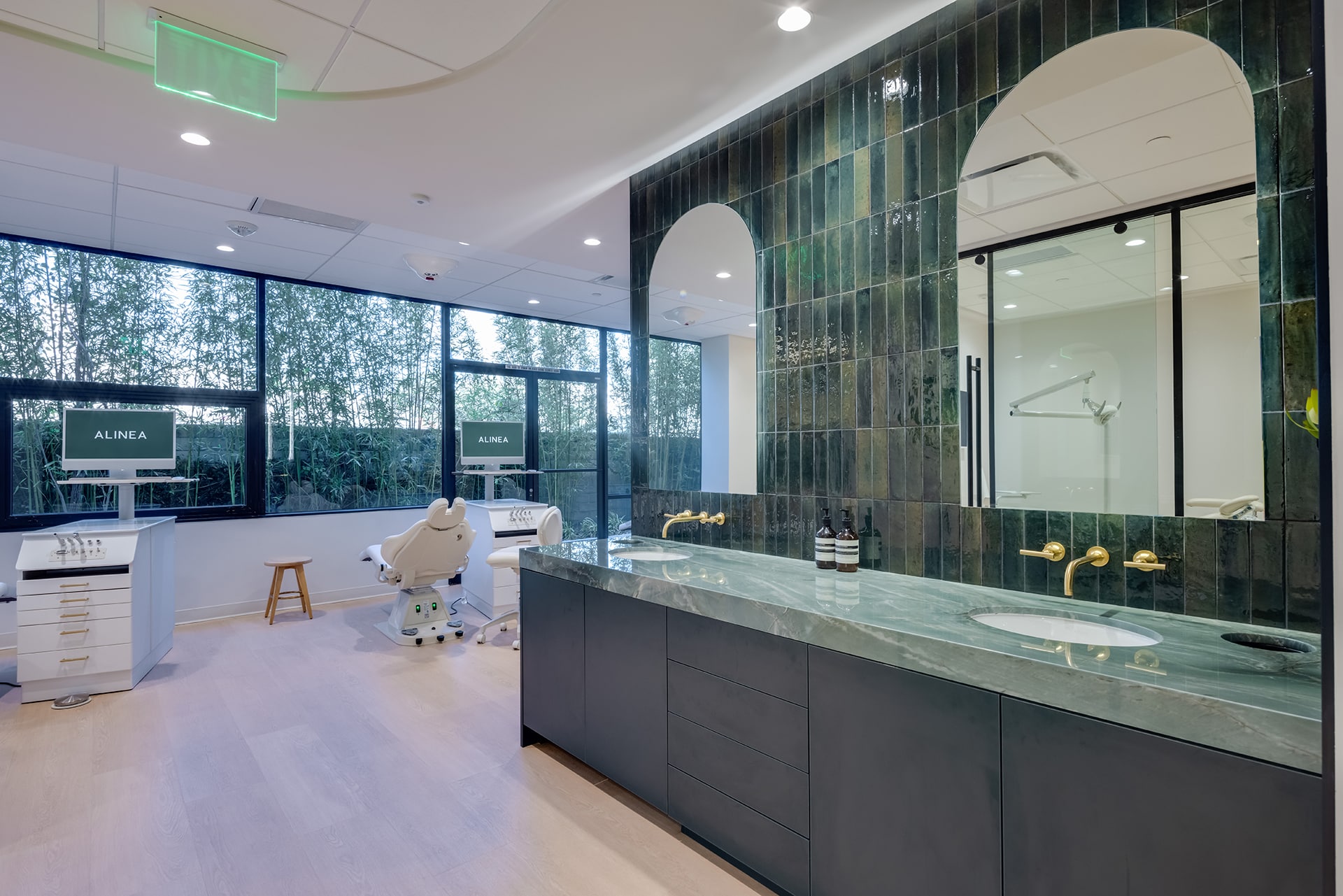 Brushing Station
